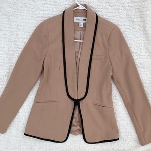 Stylish Blazer!